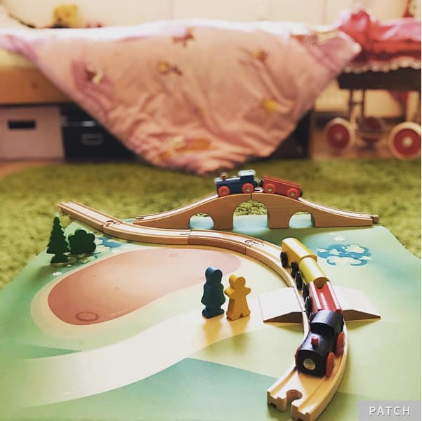 Spielmatte – Graslandschaft mit Matsch