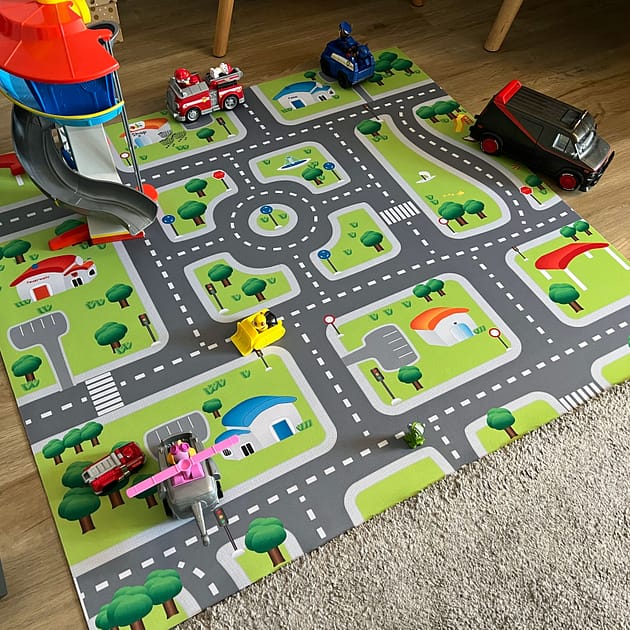 <a href="https://playmatt.de/shop/xxl-spielmatte-classic/">XXL Spielmatte “Classic” 110x110cm</a>