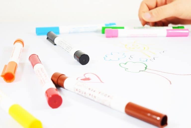 Ausmal-Spielmatte “Malen nach Zahlen” inkl. Stifte – Einhorn